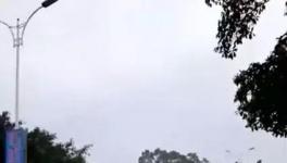 逼瘋了！漲價(jià)缺貨！供不應(yīng)求！經(jīng)銷商連夜排隊(duì)買水泥！